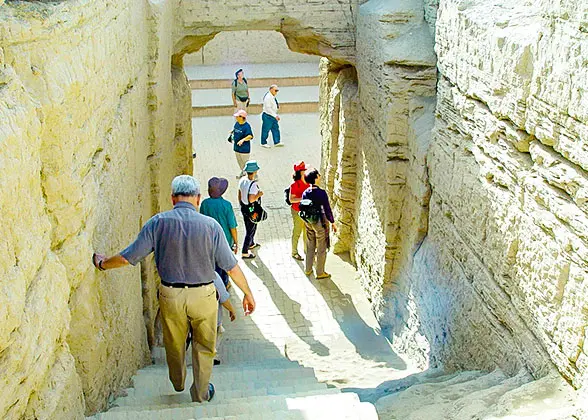 13 Days Private Tour of Urumqi - Turpan - Korla - Kuqa - Aral - Hotan - Kashgar — photo 2