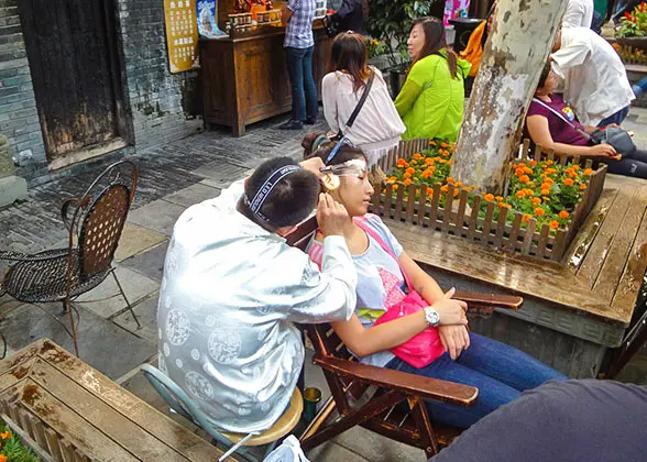 2 Days Chengdu Panda & Food Tour — photo 4
