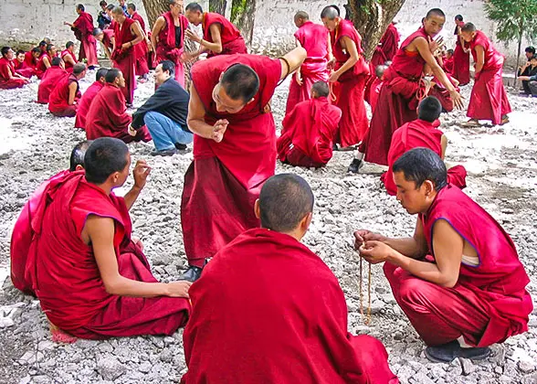 8 Days Private Tour of Lhasa - Gyangtse - Shigatse - Dingri - Everest Base Camp - Shigatse - Lhasa — photo 4