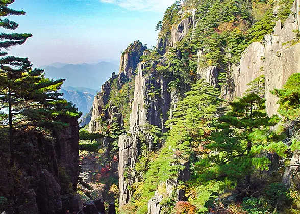 4 Days Private Tour to Huangshan & Hongcun Village — photo 5