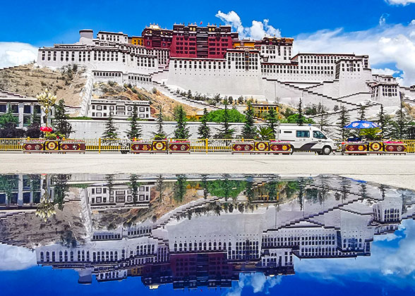 Potala Palace, Lahsa