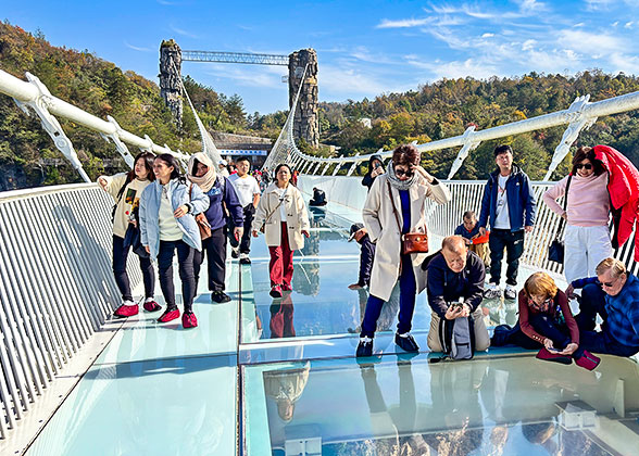 Zhangjiajie Glass Bridge