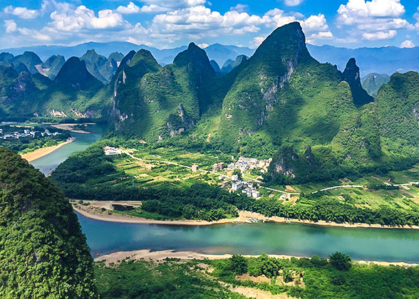 Full View of Li River Seen from Xianggong Hill